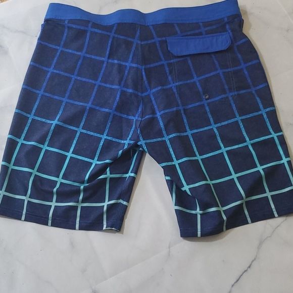 Printed Old Navy Blue Board Shorts - Picture 2 of 4